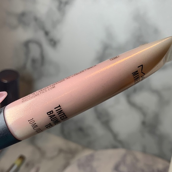 SWEET TOOTH MINERALIZED TINTED LIP BALM MAC (Baking Beauties) - Picture 8 of 14